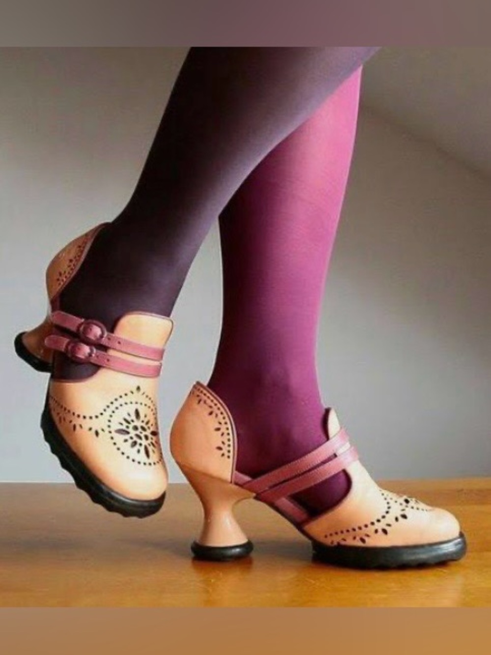 Vintage John Fluevog "Mini Boo Boo" Double Buckle Pump Heels Steampunk Light 10